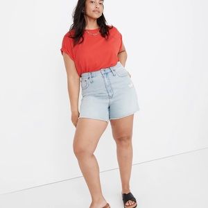 Madewell The Momjean Short in Byers, Ripped Edition Size 30